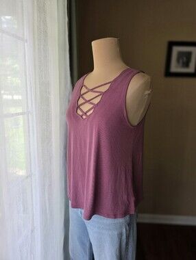 American Eagle Soft & Sexy Mauve Strappy Sueded Tank Top Women's Size Medium 🌸